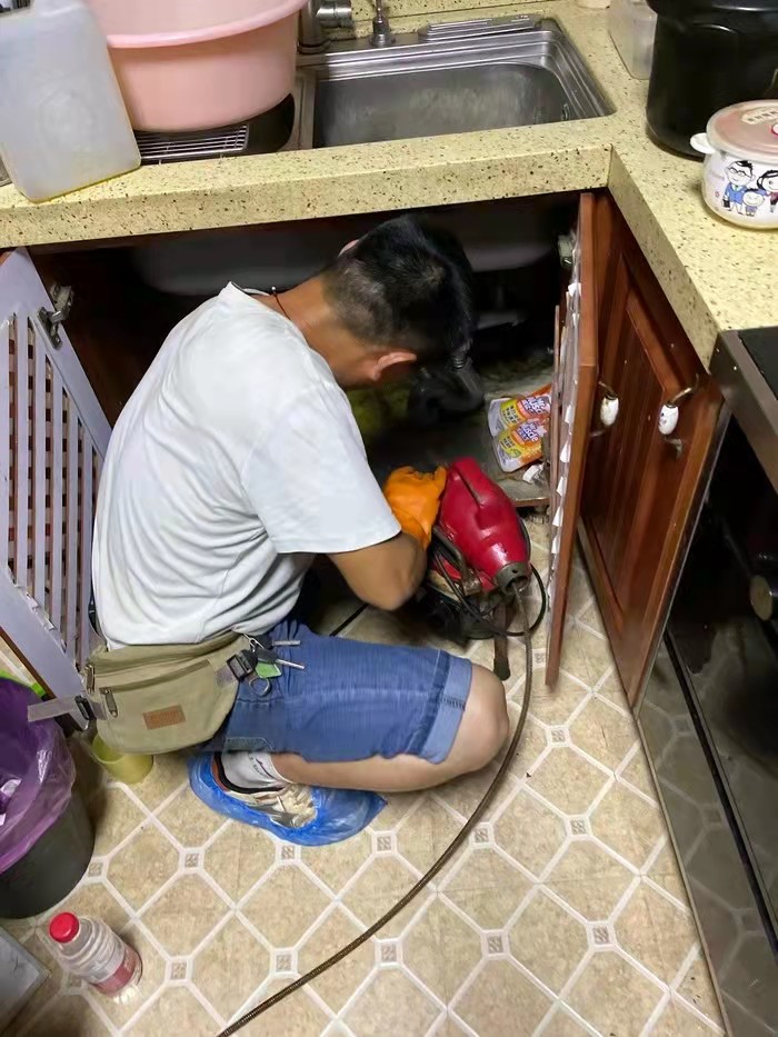 卢氏通下水道